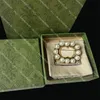 Broche de perla nueva de lujo, broches de diseñador G, broches de oro con letras para mujer, amantes de la joyería, regalos de fiesta de boda