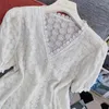 女性のブラウスQoerlin Black Beige Lace Blouse Women v Neck Embroidered Elegant Korean Fashion Tops Design Office