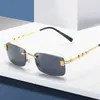 50% de réduction sur les lunettes de soleil 2023 Été Nouveau pièce carrée sans cadre en métal Joues de mode Fashion Street Shooting Flat Mirorkajia Nouveau