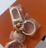 Högsta version Keychains Letter V Woman Mans Alloy Fashionable Handmade Keychain Alloy Stylish Key Buckle With Box Luxury Jewellery Bijoux Cjewelers