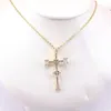 Łańcuchy 5pcs żeński naszyjnik krzyżowy inkrustowany sześcienna cyrkonia modne kobiety dla biżuterii prezentowej imprezowej biżuterii