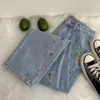 Kvinnors jeans blommor broderade jeans höst kvinnor kläder tvättade lösa alla match breda benbyxor kvinna denim byxor 230310