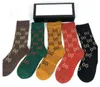 デザイナーの男性女性靴下5つのブランドLuxe Sports Winter Mesh Letter Printed Sock Cotton with Box