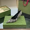 2023 luxe designer orteils pointus sandales à talons hauts G famille femmes 100% cuir noir blanc rose une ligne boucle chaussures dame sexy métal peu profond talons aiguilles sandale