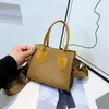 Etoro Brieftasche Baby Kinder Designer Geldbörsen Tote Neueste Mädchen Mini Prinzessin Taschen Kinder Niedlichen Buchstaben Druck Lässige Umhängetasche Weihnachtsgeschenke 4 Farben