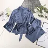 Kvinnors sömnkläder Hechan Solid Women Robes With Sashes 2 -stycken Set Wrist Sleep Tops Satin Pants Loose Pyjamas Casual Sleepwear Female Home Suits 230310