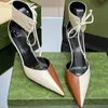 2023 luxe designer orteils pointus sandales à talons hauts G famille femmes 100% cuir noir blanc rose une ligne boucle chaussures dame sexy métal peu profond talons aiguilles sandale