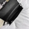 Stylisheendibags Messenger Bags Märke 23SS Messenger väskor Ny liten Square Matchande singel axelväska Fashion Chain Carriage Hardware Bag For Grils 801#