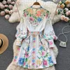 Nya kvinnliga klänningar sommaren 2024 Runway Fashion Floral Print Bohemian Dress O-Neck Long Lantern Sleeve Knappar Up Belted Mini