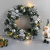 Ghirlande di fiori decorativi Ghirlanda di Natale da 40 cm LED con pigne artificiali Bacche e decorazione da appendere alla porta d'ingresso per le vacanze P230310 P230310