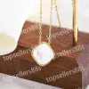 Classique Mode Pendentif Colliers pour femmes Élégant 4/Four Leaf Clover médaillon Collier Hautement Qualité Choker chaînes Designer Bijoux 18K Plaqué or filles Cadeau abcd