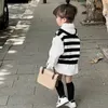 Семейные подходящие наряды Осень ParentChild Clothing Corean Style Fashion Fake Two Piece с длинным рукавом повседневная универсальная вязаная мама дочь 230310