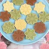 Moldes de cozimento 9pcs/conjunto 3d Snowflake de Natal Biscoito Biscoito Cutador de biscoitos ABS Ferramentas de decoração de molde de plástico