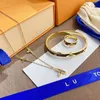 Ragazze amano collane bracciale set gioielli di design collana in oro design vintage trifoglio anello regalo primaverile timbro di marca di lusso con scatola