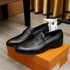 Les chaussures décontractées, les mocassins et les chaussures de conduite de marque pour hommes, les chaussures formelles décontractées à fond plat pour hommes, les chaussures de luxe britanniques en cuir et les chaussures d'affaires noires sont confortables.