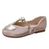 Flat Shoes Comense Girls Princess 2023 Girl Pearl подлинная кожаная танца сладкая свадебная сандалия