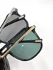 Ny modedesign Solglasögon 0999 Square Frame Classic Popular och generös stil Summer utomhus UV400 -skyddsglasögon