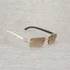 Lunettes de soleil de couple de plage pour hommes et femmes de créateurs 20% de réduction Tendance Doigt Corne de buffle noire Hommes aléatoires Bois naturel Bâtiment en verre carré Femmes Nuances de bois LunettesKajia