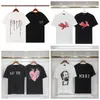2023 Yeni Stil Kol Tasarımcısı Lüks T-shirt Marka T Gömlek Giyim Sprey Mektup Kısa Kollu İlkbahar Yaz Gelgit Erkekler Ve Kadınlar High Street Tees
