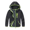 Jackor Spring och Autumn Trendy Boys Sport Hooded Jacket Kids Ytterkläder Fall Ankomst Polar Fleece Soft Shell Clothing 230310