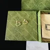 Luksusowe złote kolczyki sztyfty projektant dla kobiet kolczyki Hoop Stud kolczyki w kształcie liter biżuteria z pudełkiem zestaw prezent na walentynki zaręczyny
