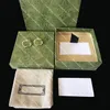 Gulddesigner för Women Hoop Stud Letter Earrings Smycken med Box Set Valentine Day Gift Engagement
