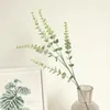 Dekorativa blommor gröna konstgjorda blad stora eukalyptusblad växter väggmaterial falska för hembutik trädgård fest dekor 79 cm
