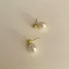 Boucles d'oreilles S925 Sterling Silver Pearl Water Pearl Boucles d'oreilles Irrégulier Broken Temperament Girls Light Luxury Fashion