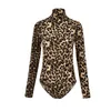 Kvinnors jumpsuits rompers 2023 Women Leopard bodysuit toppar hösten turtleneck långärmad bodycon mager bodysuits damer sexig klubb bär