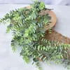 Fleurs décoratives 75CM Rétro Artificielle Suspendue Feuilles D'eucalyptus Vigne Vert En Plastique Mur Herbe Argent Plantes Maison De Mariage Décor