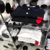 デザイナーTシャツCOMS DES GARCONS CHAOPAI PLAY LOVE POLO SHIRTEMEN'S AND WOMEN'SカップルTシャツコットン短袖親子セット半分