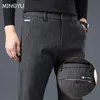 Męskie spodnie Mingyu marka wiosenna jesień Stripe Pants Men Classic Business Elastyczna talia Slim Formal Ruit Black Grey Casual Spodni Mężczyzna 230311
