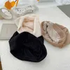 Ghetta per il collo della maschera per il viso alla moda Tiktok PDD Live Network Sciarpa rossa Cappello freddo Baotou sottile da donna in pile di adesivi Tidal Fried Street