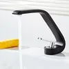 Rubinetti per lavabo da bagno Rubinetto per montaggio su ponte 8 tipi Vaso in ottone e miscelatore per acqua fredda Bacino d'oro