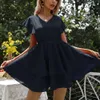 Casual Dresses Summer Dress for Women Fashion V-ringen Kort ärm i midjan Slim Party Mini Dresses Elegant Ladies Office Woman Dress Robe Femme G230311