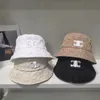 Masowe wiadro Sumne wakacyjne rybak Hats Hats's Projektanci litery Plaid Sunhats na męskie damskie podróże