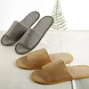 Slippers 2023 Simple Fashion Unisex El Travel Spa Портативные мужчины одноразовые дома гость в помещении для белья.