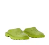 EE2023 Klasik Delikli Tasarımcı Sandalet Lüks Platform Slayt Hollow Desen Terlik Şeffaf Malzemeler Sandal Kauçuk Daireler Terlik Flip Flops 35-44