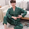 Mäns sömnkläder manlig fläck Silk Pyjama Set Pyjamas Silk Sleepwear Men smart mjuk pijama kostym fast färg satin hemkläder sommar 230317