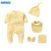 Clothing Sets 5pcs Set 01 Years baby romper born Baby Clothes Set Long Sleeve Hat Small Towel Baby Bibs Clothes born Baby bodysuitit 230310