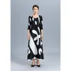 Casual jurken Miyake geplooid 2023 Zomertemperament high-end lange rok losse printen A-lijnjurk vrouw