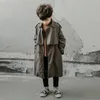 Tench Coats Boy Trench Jakcet Retro England Style Jacket Long Jacket لمدة 214 عامًا Boys Kids Child Child Solid Ofterwear Cloths 230311