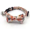 Bowknot tryck Flower Cat Dog Collar Pet Rose Flowers Hundar Collar With Liten Bell Lovely Floral Printed Pets Neck Bow Tie BH8429 TQQ