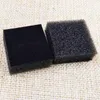 Scatole per gioielli 50 pezzi per lotto 404025mm scatola di imballaggio anello whiteblackkraft con sponage in velluto nero all'interno moq personalizzato 1000 pezzi 230310