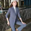 Damenanzüge-Blazer Lenshin, 2-teiliges Set, weniger ist einfacher, Hosenanzug-Blazer mit Taschen, Bürodame Designs, Damen-Lila-Jacke und -Hose 230311