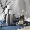 Badzubehör-Set, silberfarben, gebürstete Keramik, Duschzubehör, nordischer Haushalt, fünfteilig, Zahnbürstenhalter, Shampoo-Flasche, Badezimmer