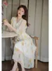 Casual Dresses Houzhou Elegant Floral Dress Women Vintage Chiffon Long Autumn Fairy V-Neck Korean Fashion Robe Streetwear