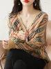 T-shirts en tricot pour femmes printemps et automne mode version coréenne du pull tricoté cardigan pur coton décontracté à l'extérieur porter des rayures contre 230311