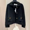 Jackets femininos 22winter Vintage Wool Black Plaid Jacket Moda Retro Lapela Singel Basted Slimming Coat Women Women Manga Longa Roupas 230310