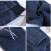 Kvinnors jeans vinter förtjockar varm smal denim leggings retro mager blyertsbyxor avslappnade överdimensionerade 26-38 elastiska midja sammet fodrade jeans 230311